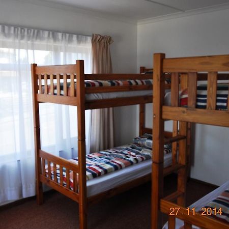 Backpacker Apartments Plettenberg Bay Exterior photo