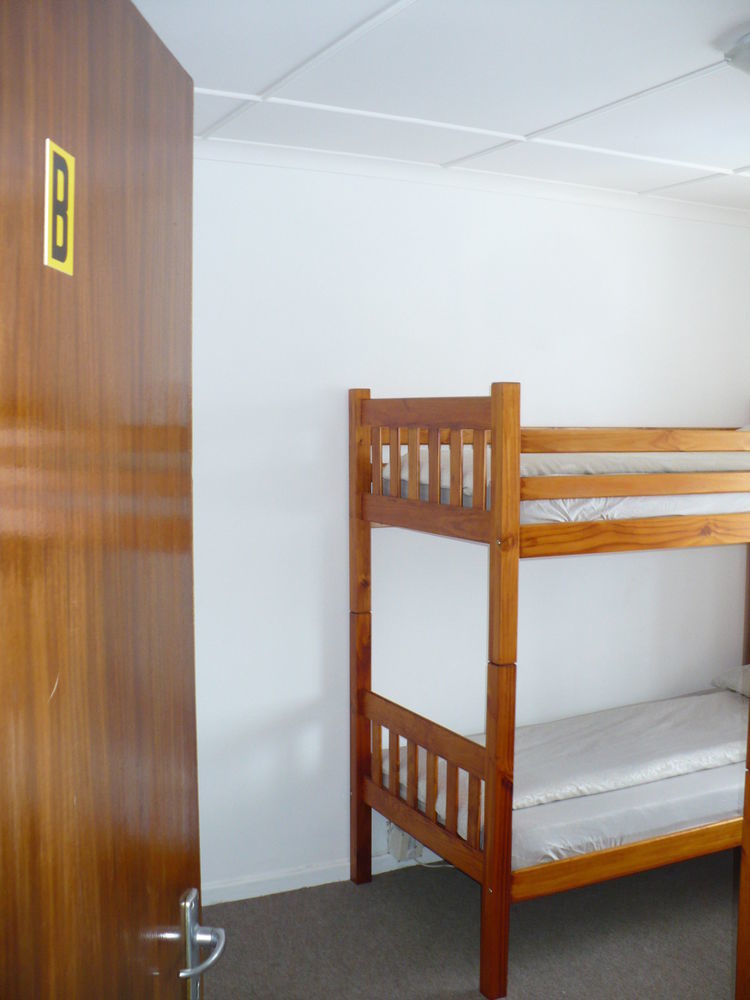 Backpacker Apartments Plettenberg Bay Exterior photo