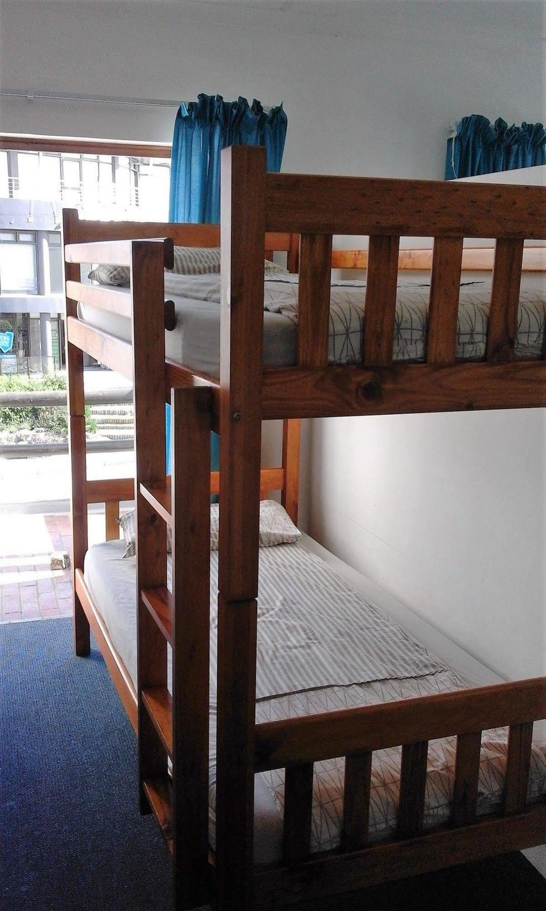 Backpacker Apartments Plettenberg Bay Exterior photo