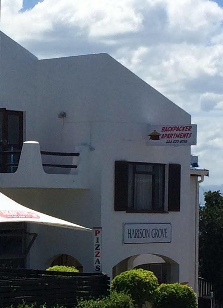 Backpacker Apartments Plettenberg Bay Exterior photo